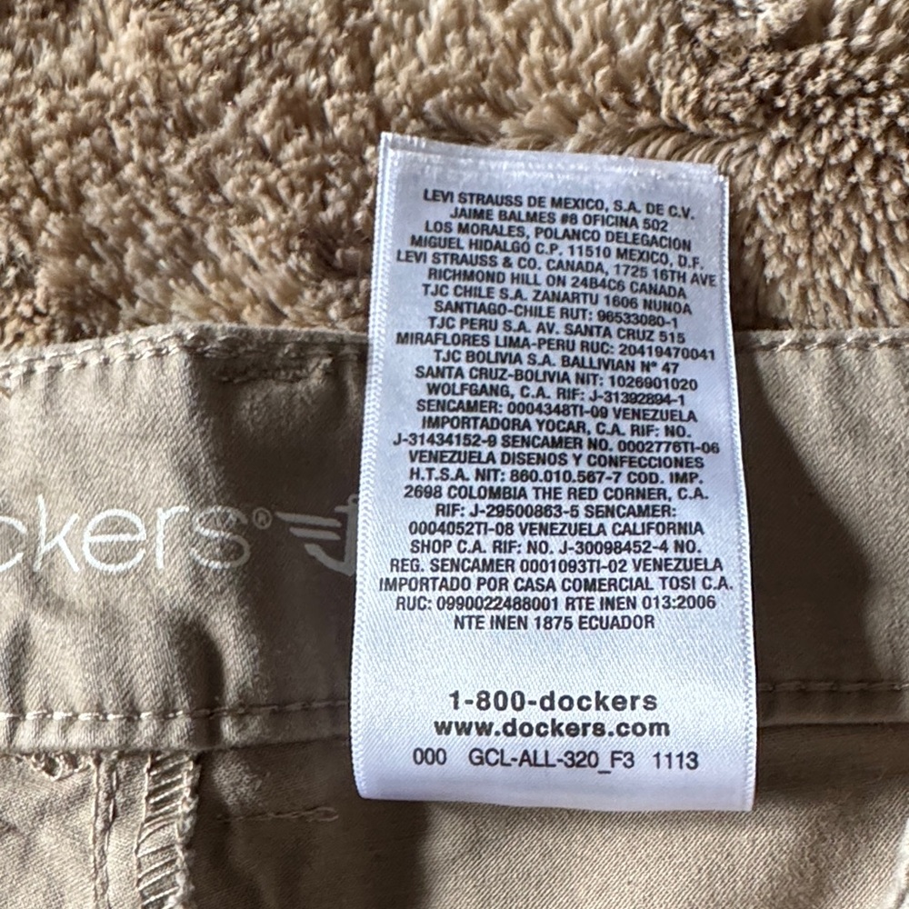 Dockers Women’s Khaki Pants – Size 16 Short (NWT) Hello Smooth Fit - Picture 7 of 10
